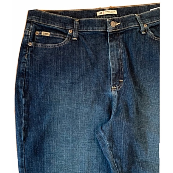 Lee Relaxed Bootcut Jeans Women’s Size 16 Medium Blue Denim - Picture 4 of 6